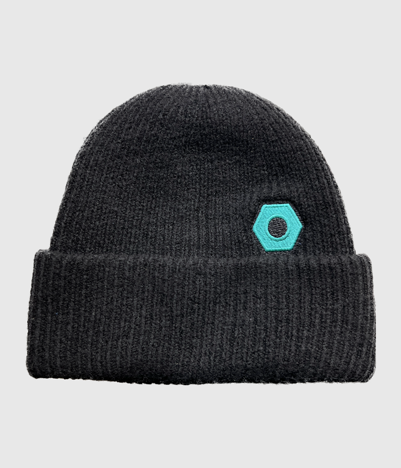 Lariatt Nut Beanie Black